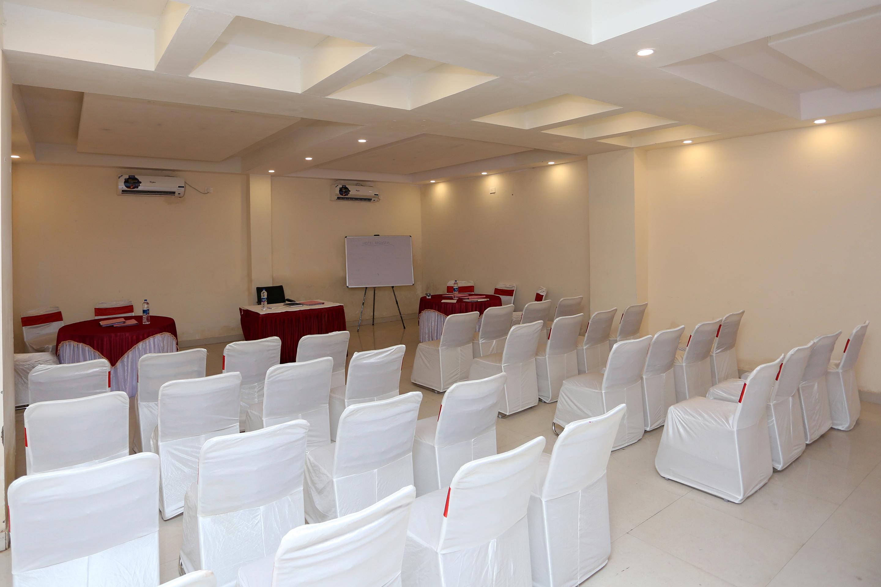 Hotel Railview Bhubaneswar Exterior photo