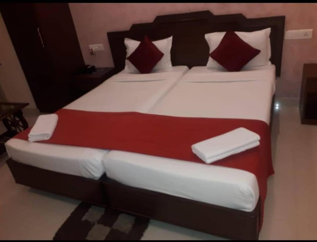 Hotel Railview Bhubaneswar Exterior photo